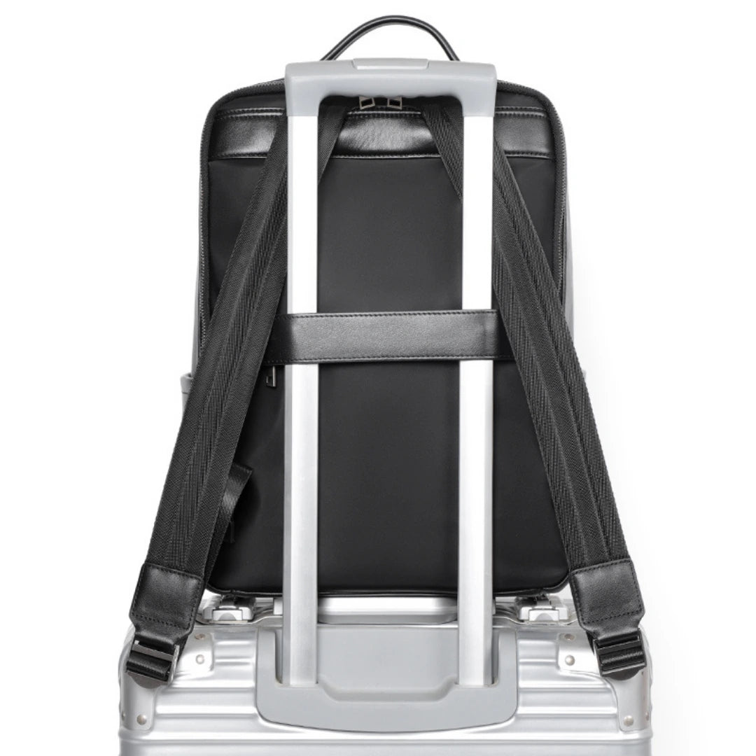 Mochila Executiva de Couro Resolute